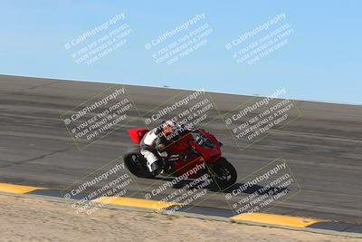 media/Dec-15-2023-Apex Assassins (Fri) [[91f19fb1c7]]/Trackday 2/Session 2 (Bowl)/